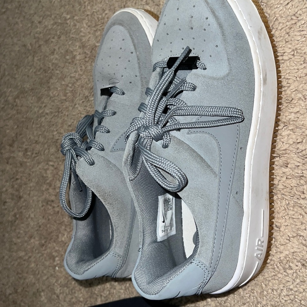 nike gray air force